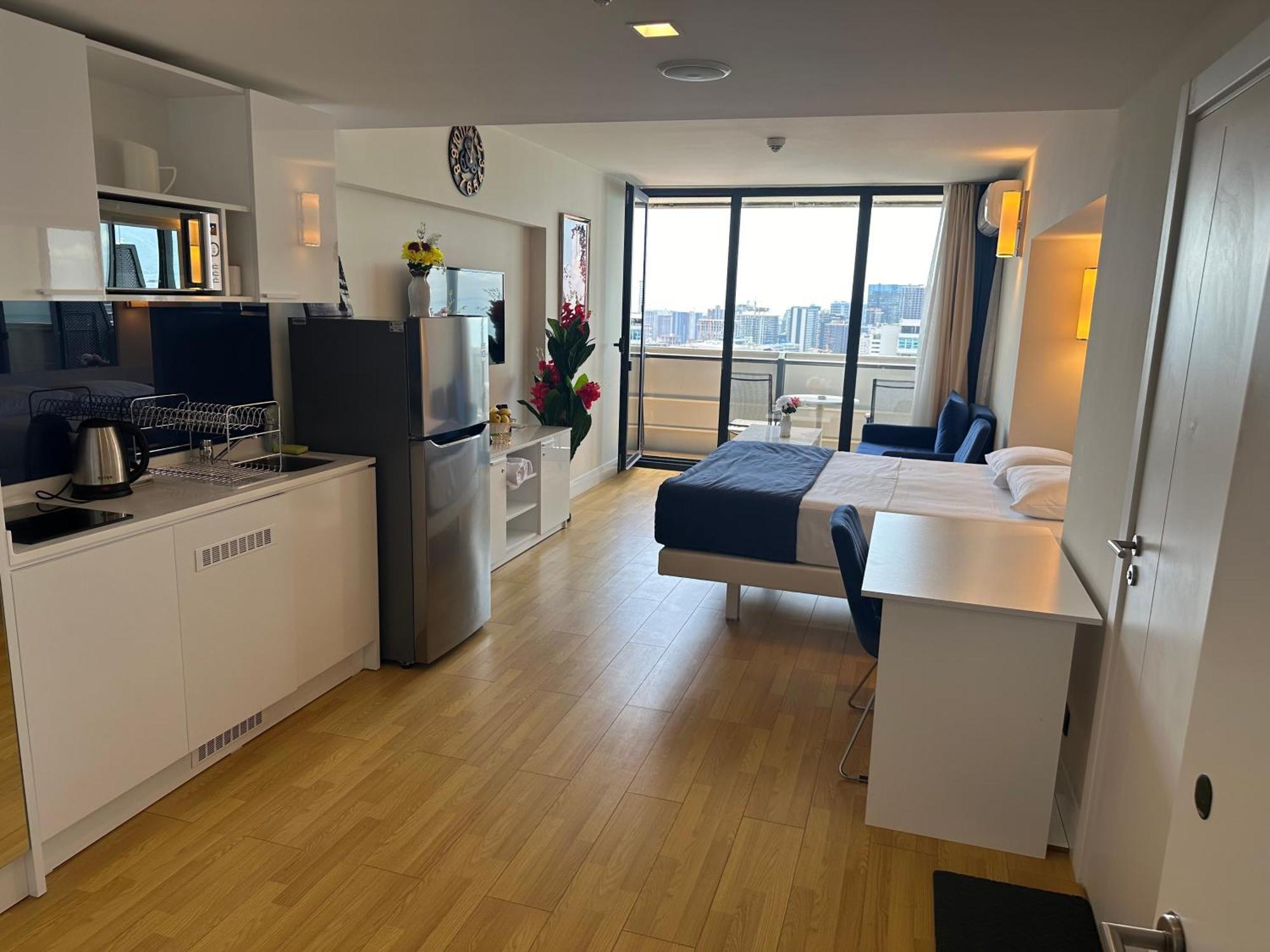 Orbi City Superhost Μπατούμι Εξωτερικό φωτογραφία